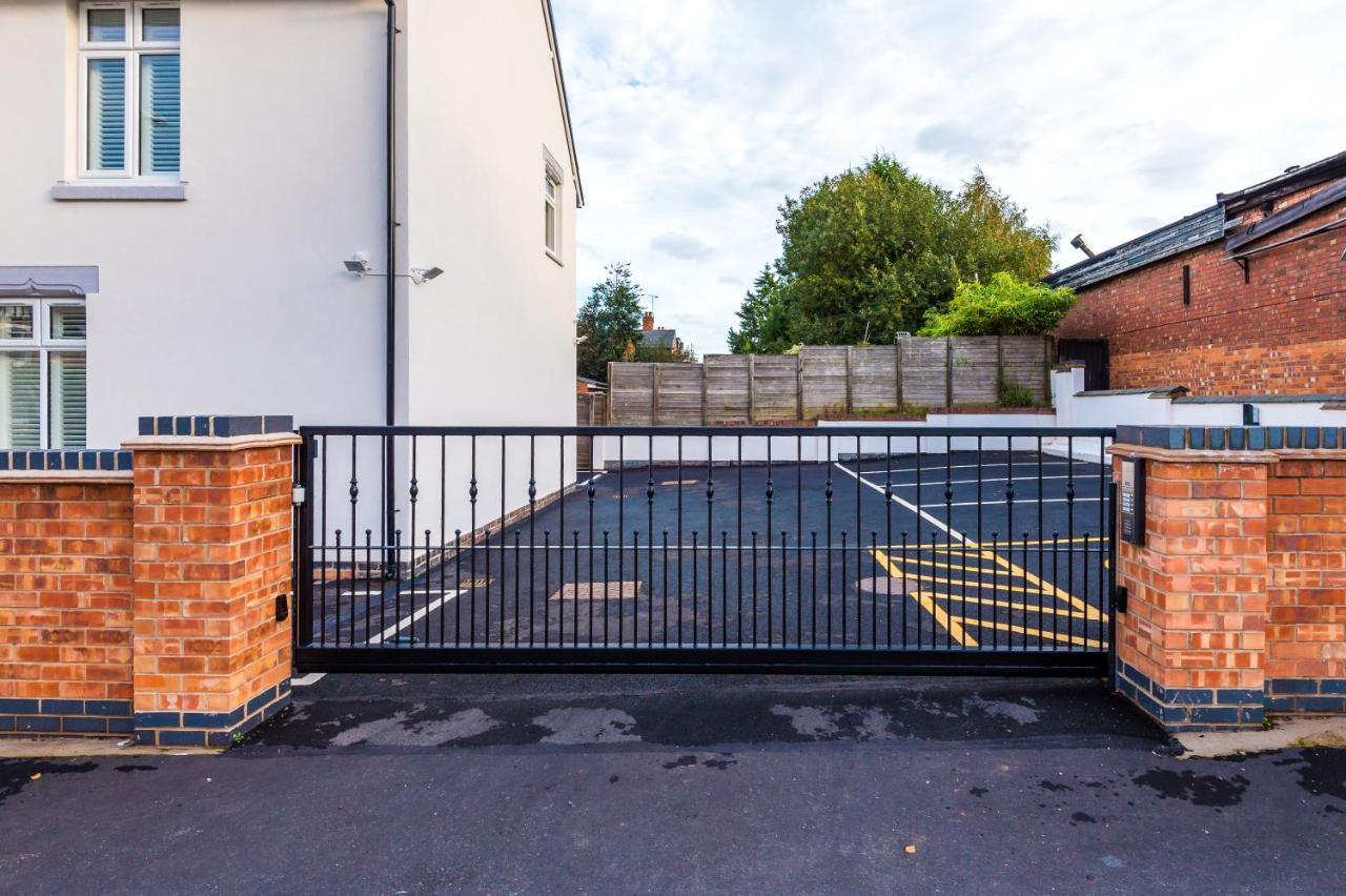 Hearsall Place Serviced Apartment Coventry Exterior foto